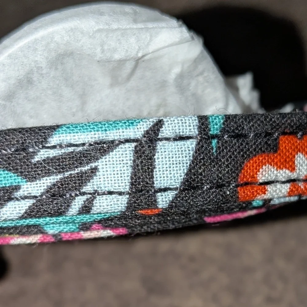 Vera Bradley Tangerine Twist Lanyard Floral Black ID Key Holder 24166-R45 NEW